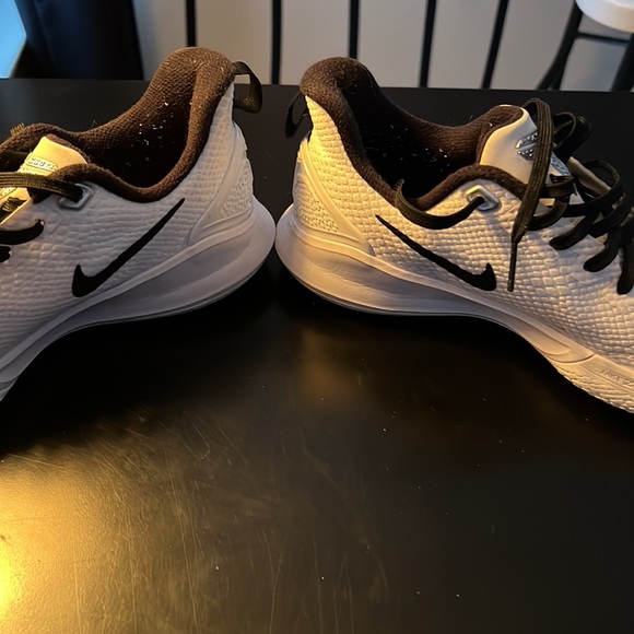 Nike Mamba Focus TB White Wolf Grey Black - Size US 8 - Picture 8 of 13